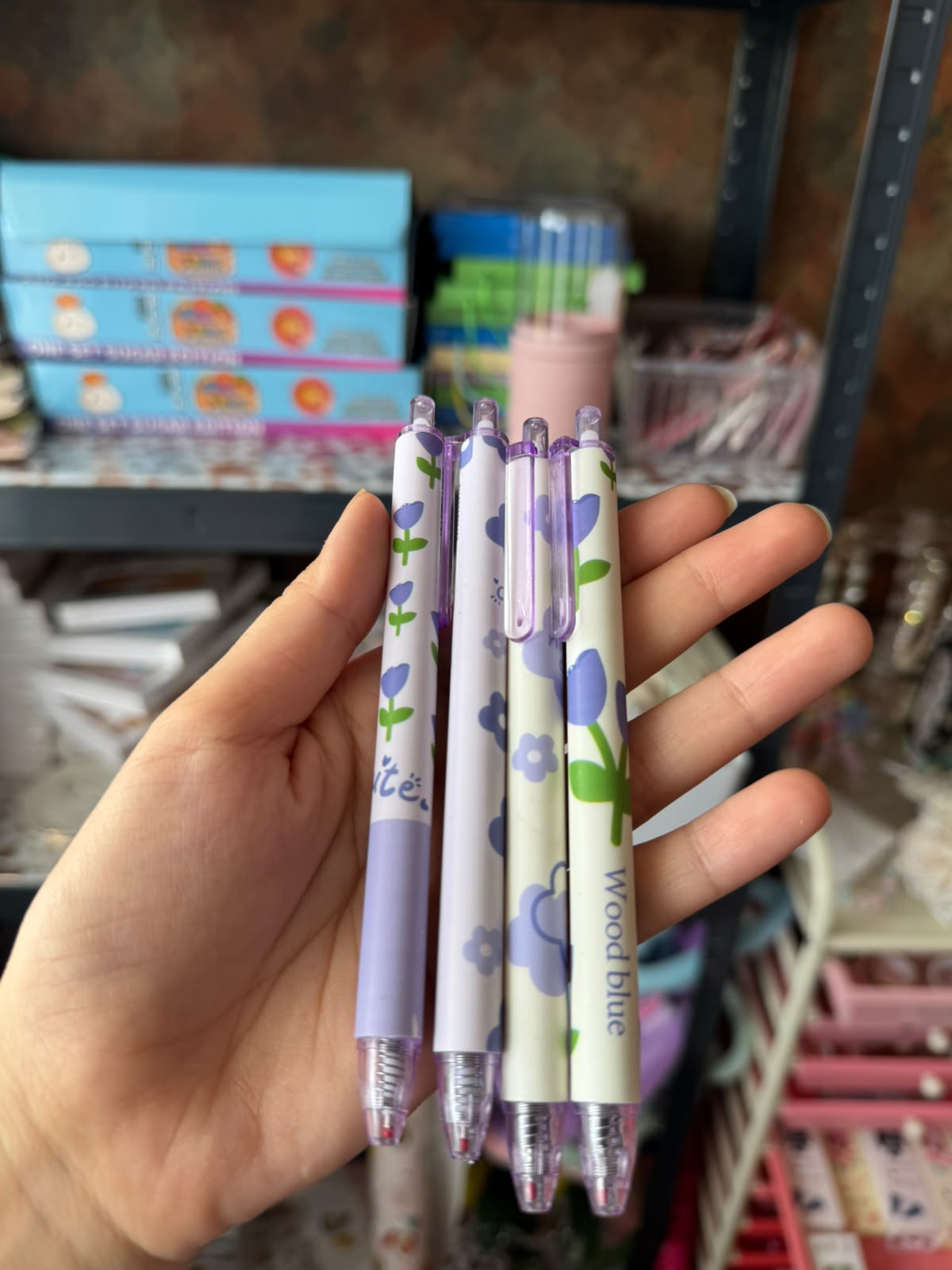 Floral Themed Pens Set (4 Pieces)